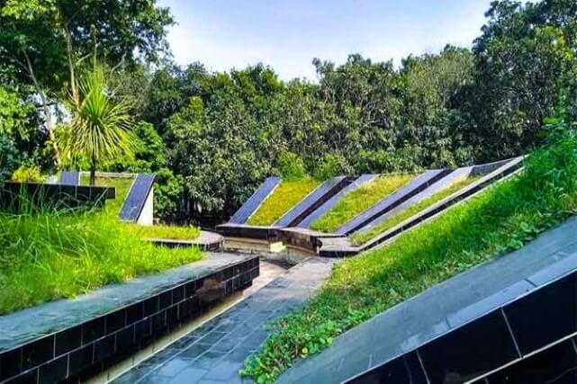 আট কবর | Eight graves