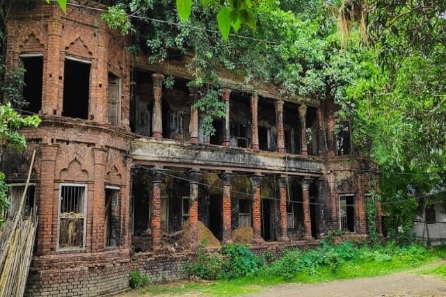 আড়পাড়া মুন্সীবাড়ি | Arpara Munsi Bari