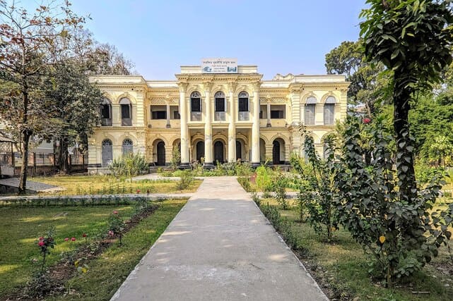 তাড়াশ ভবন | Tarash Bhaban