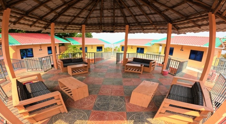 Mono Adam Resort